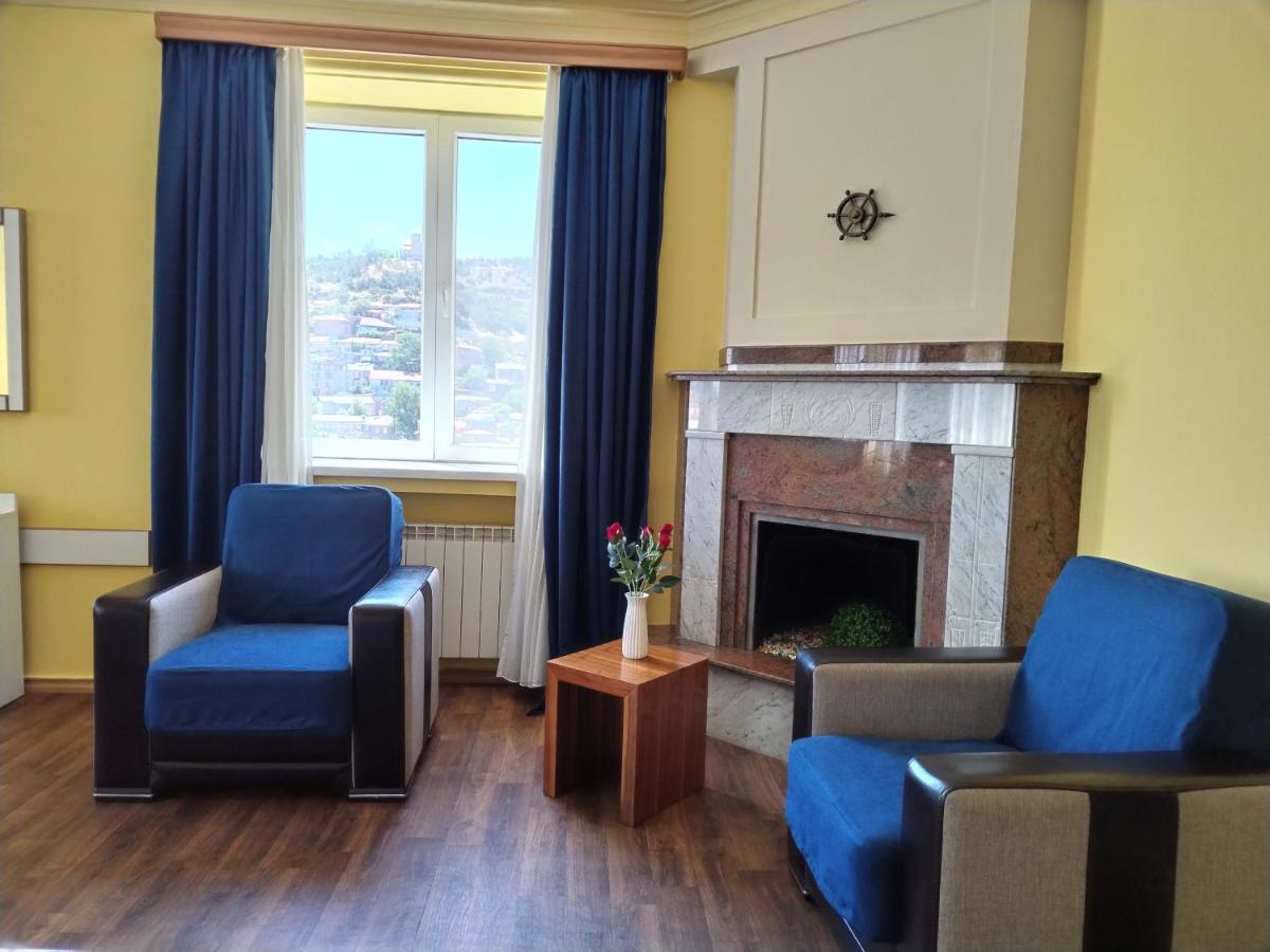 Hotel Blissdom Tiflis Exterior foto