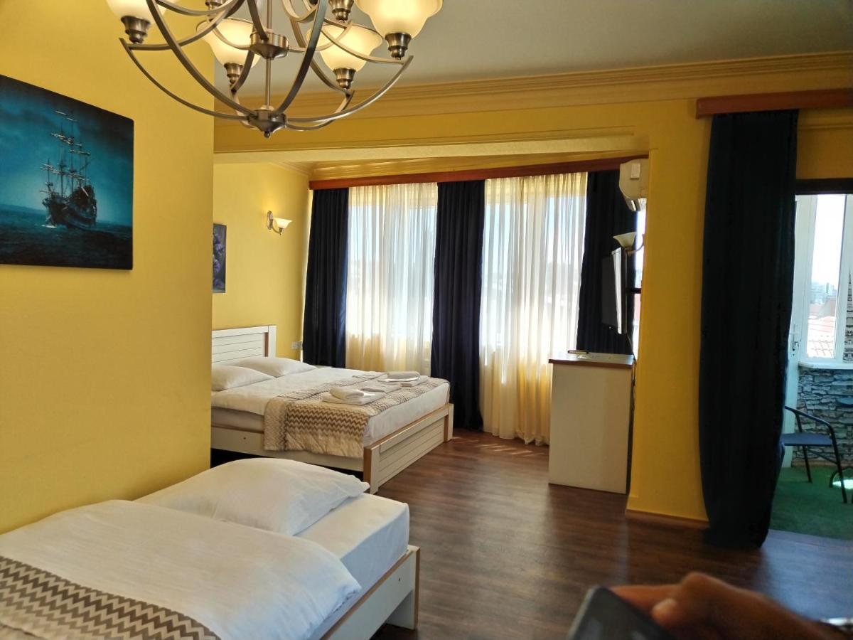 Hotel Blissdom Tiflis Exterior foto