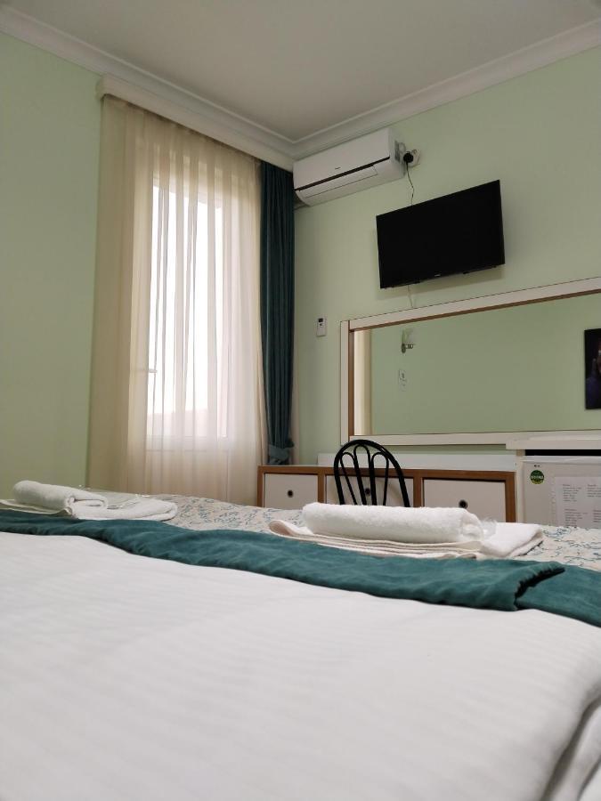 Hotel Blissdom Tiflis Exterior foto