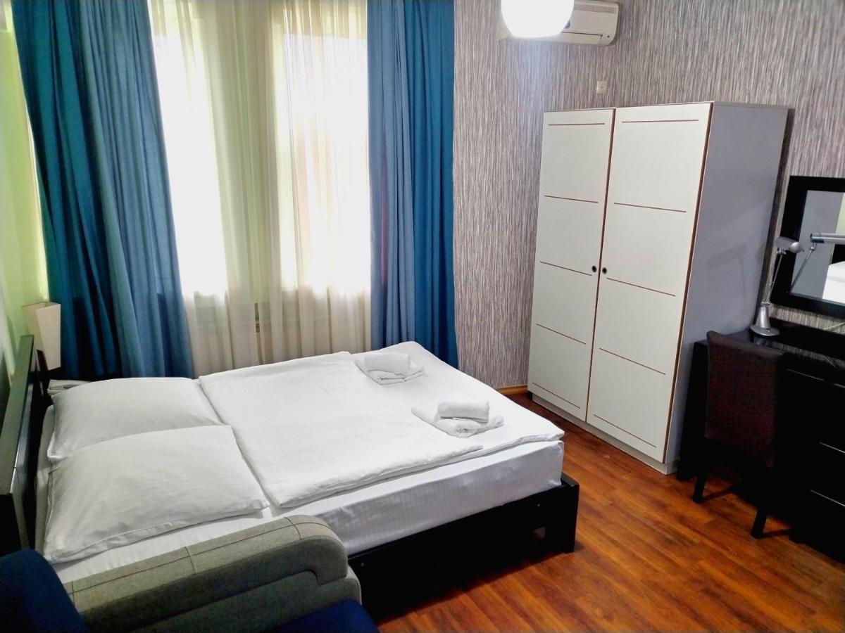 Hotel Blissdom Tiflis Exterior foto