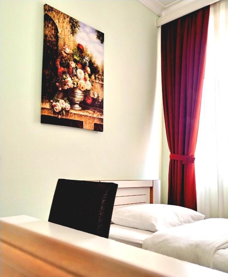 Hotel Blissdom Tiflis Exterior foto